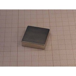 35 x 35 x 10 / N38 - Neodymový magnet (NdFeB)