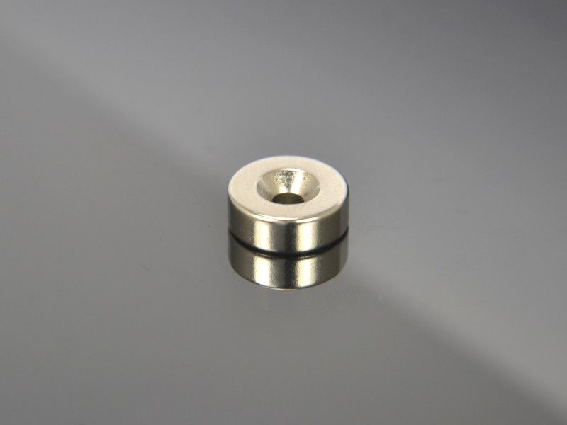 D14 x d7,2/3,6 x 5 / N38 - magnet de neodim (NdFeB)