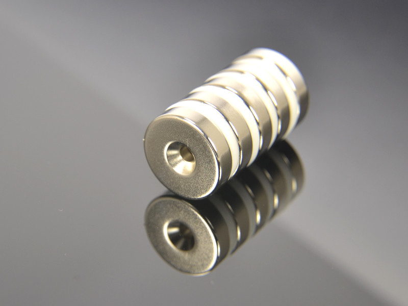 D20 x d7,2/3,6 x 5 / N42 - magnet de neodim (NdFeB)