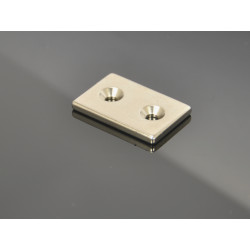 30 X 20 X 3 - D7,2/d3,6 / N38 - Neodimyum mıknatıs (NdFeB)