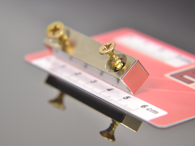 50 X 10 X 10 - D8,8/d4,3 / N38 - Neodym Magnet (NdFeB)
