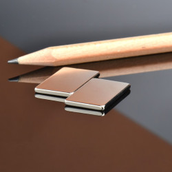 25 x 15 x 2 / N38 - Neodimov magnet (NdFeB)