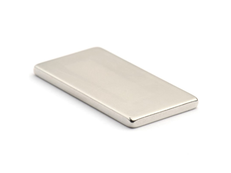 30 x 15 x 2 / N38 - Neodimov magnet (NdFeB)