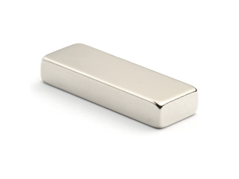 30 x 10 x 5 / N42 - Neodimov magnet (NdFeB)