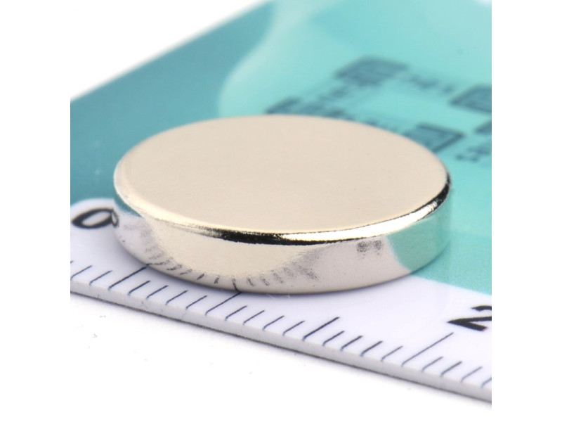 D15 x 3 / N38 - Neodimov magnet (NdFeB)
