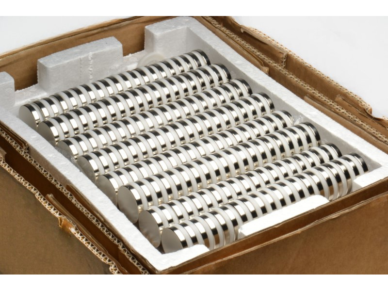 D30 x 5 / N38 - Neodimov magnet (NdFeB)