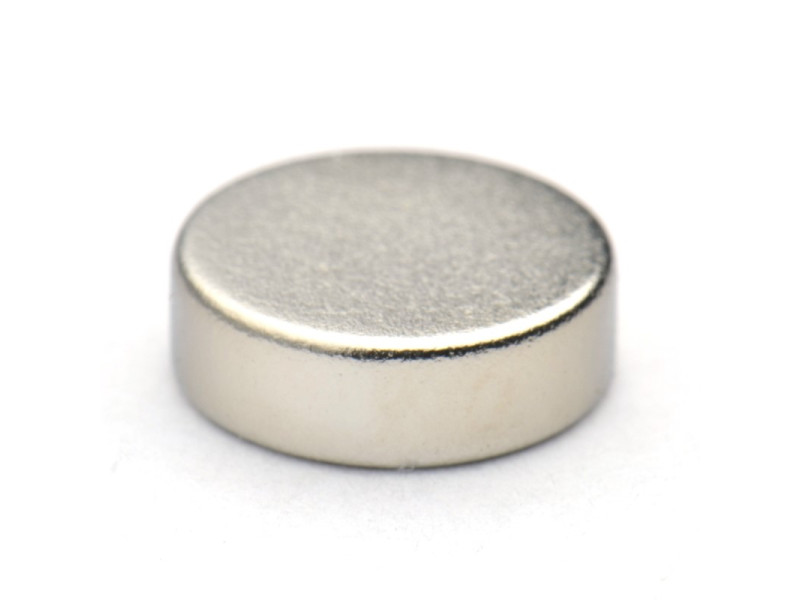 D8 x 2,6 / N38 - Neodimov magnet (NdFeB)