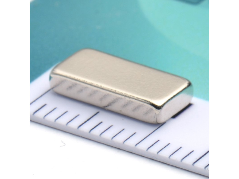 10 x 5 x 2 / N38 - Neodimov magnet (NdFeB)
