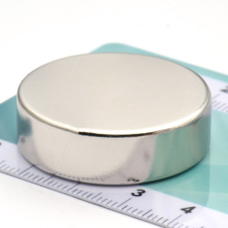 D33 x 10 / N42 - Neodimov magnet (NdFeB)