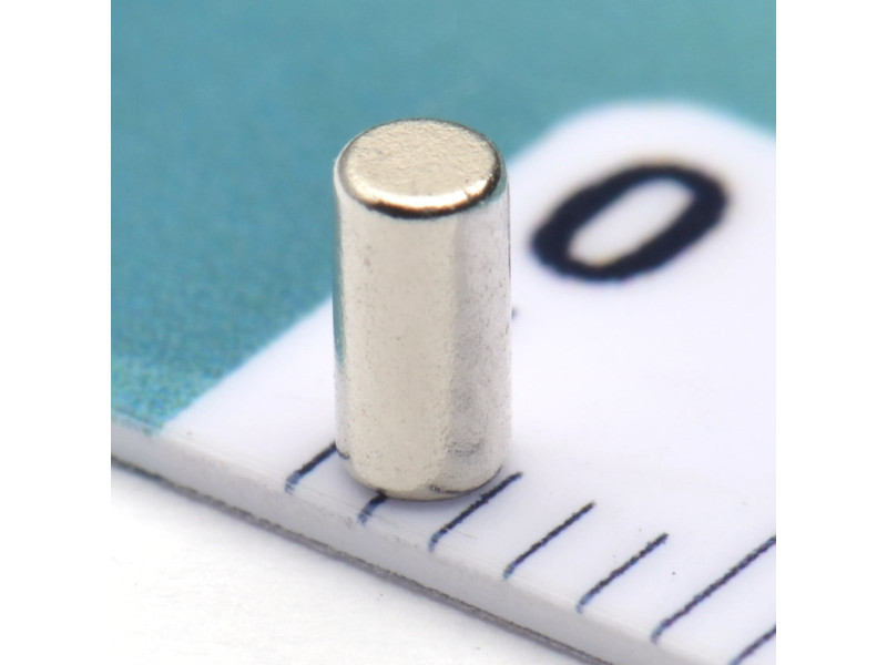 Palični magneti D2 x 4 / N38