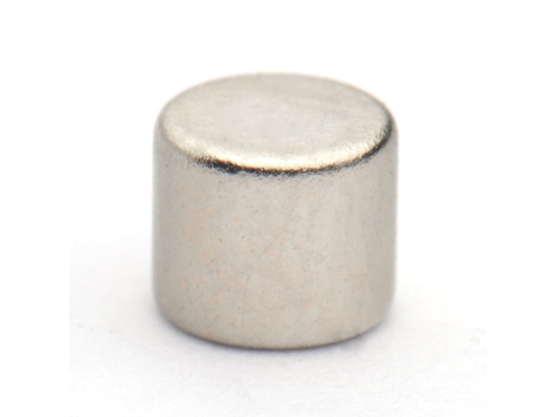 D3,5 x 3 / N38 - majhen magnet