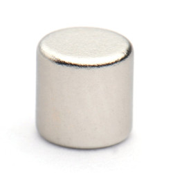 D4 x 4 / N38 - majhen cilindrični magnet