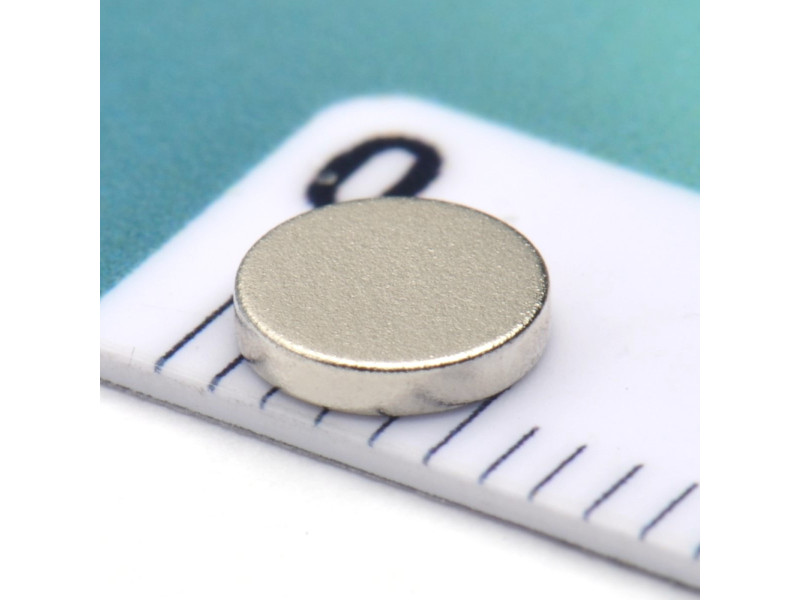D5x1 N38 - tanek neodimov magnet