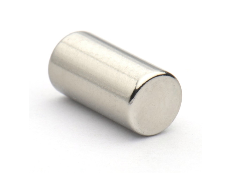 D5 x 10 / N38 - Neodimov magnet (NdFeB)