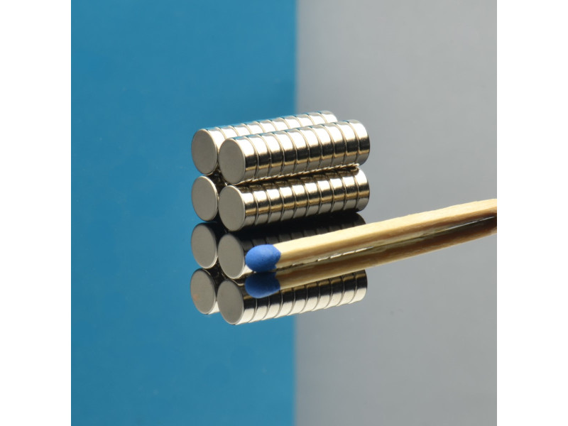 D6 x 2 / N35 - drobni disk magnet
