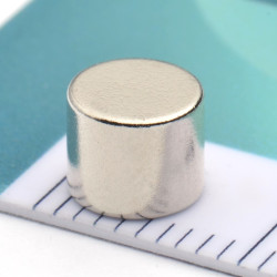 D6 x 5 / N38 - Neodimov magnet (NdFeB)