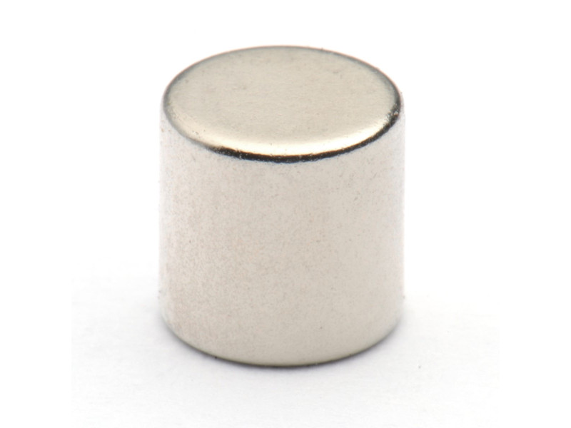 D6 x 6 / N38 - Neodimov magnet (NdFeB)