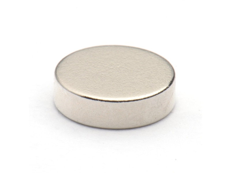 D7 x 2 / N38 - Neodimov magnet (NdFeB)