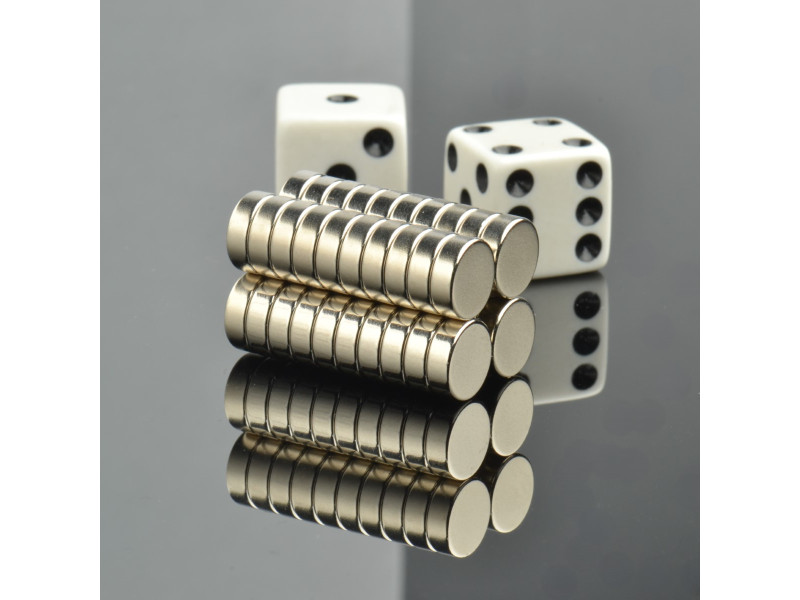 D8 x 2 / N38 - Neodimov magnet (NdFeB)