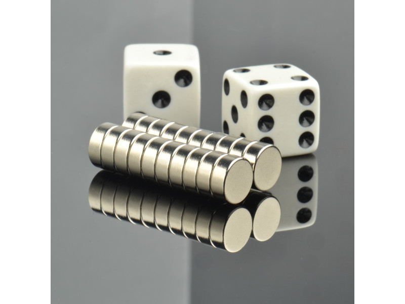 D8 x 3 / N38SH - Neodimov magnet (NdFeB)