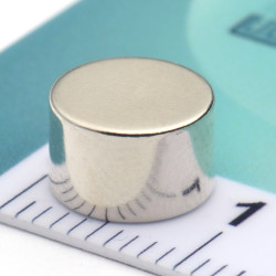 D8 x 5 / N38 - Neodimov magnet (NdFeB)