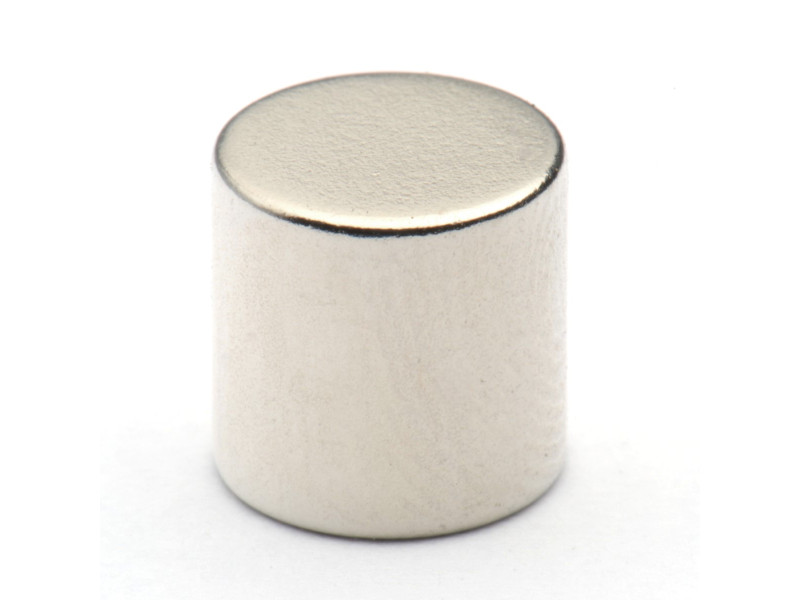 D8 x 8 / N38 - Neodimov magnet (NdFeB)