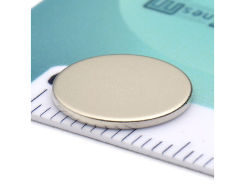 D12 x 1 / N38 - Neodimov magnet (NdFeB)