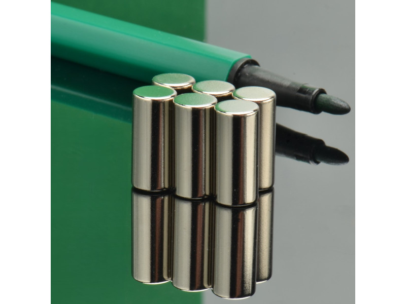 D6,3 x 14 / N38 - Neodimov magnet (NdFeB)