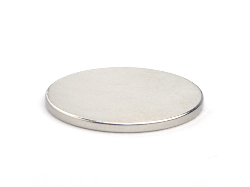 D15 x 1 / N38 - Neodimov magnet (NdFeB)