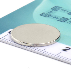 D15 x 1 / N38 - Neodimov magnet (NdFeB)