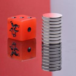 D15 x 1 / N38 - Neodímium mágnes (NdFeB)