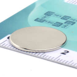 D18 x 1 / N38 - Neodimov magnet (NdFeB)