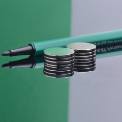 D18 x 1 / N38 - Neodímium mágnes (NdFeB)