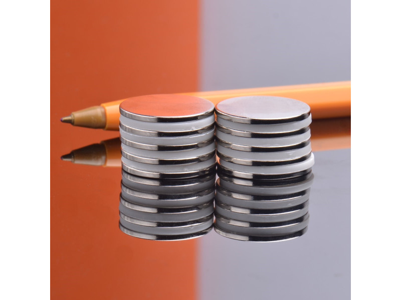 D20 x 1,5 / N38 - Neodímium mágnes (NdFeB)