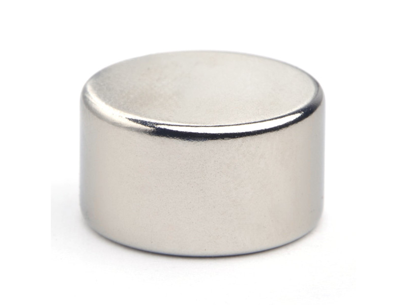 D18 x 10 / N38 - Neodimov magnet (NdFeB)