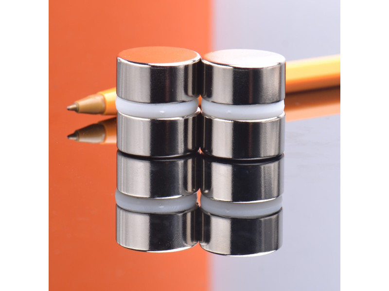 D20 x 10 / N38 - Neodímium mágnes (NdFeB)