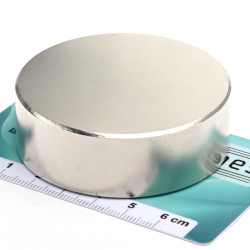 D60 x 20 / N38 - Neodimov magnet (NdFeB)