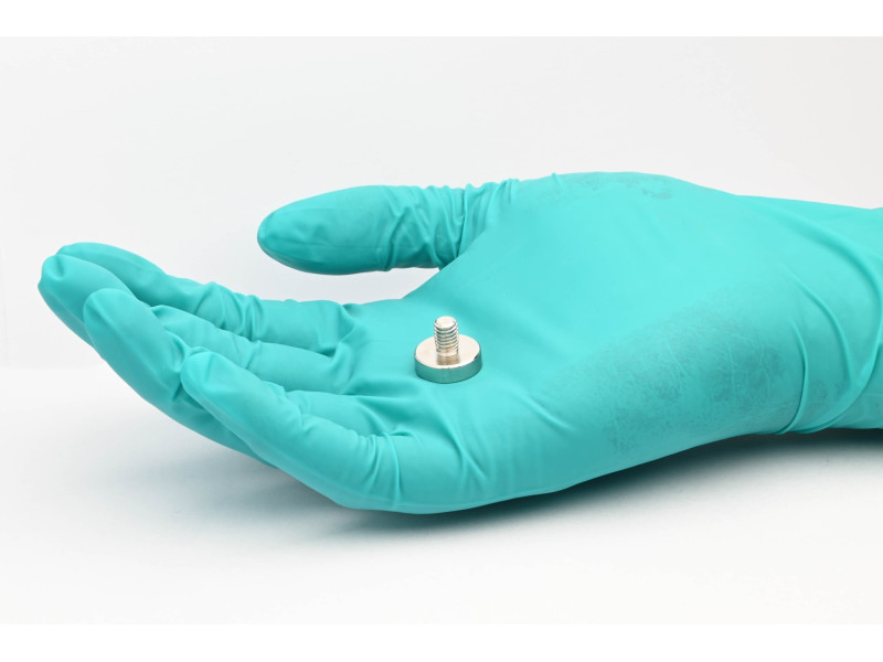 Magnet, diameter 16 mm, M6 utvändig gänga, neodymium