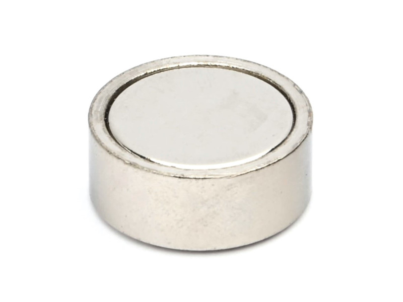 Magnet, läbimõõt 19 mm, M4 sisekeermega, kõrgus 8 mm, neodüüm magnet.