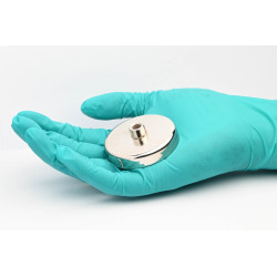 Magnet i hus, diameter 57 mm, med skrueinnfatning M8 - ferritt