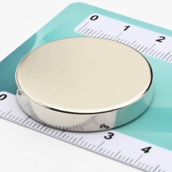 D33 x 6 / N38 - Neodimov magnet (NdFeB)