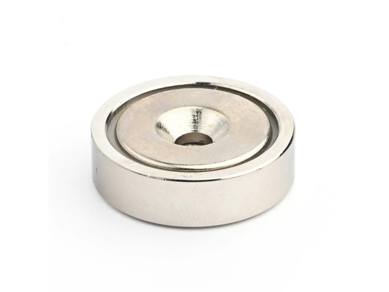 Magnet i hus, diameter 25 mm, med hull for forsenket skruehode, neodymium