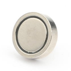 Magnet i hölje, diameter 16 mm, med skruvhylsa M4 - neodymium