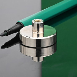 Magnet v ohišju, premer 25 mm, z vijačnim nastavkom M4 - neodim