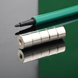 Magnēts, diametrs 12 mm, iekšējā vītne M4, augstums 8 mm, neodīma magnēts