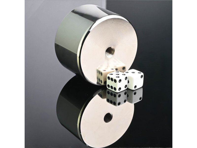 Magnet, diameter 65 mm, M10 innvendig gjenge, høyde 40 mm, neodymium