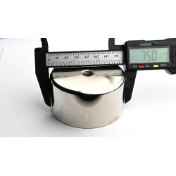 Magnetas, skersmuo 75 mm, vidinis sriegis M12, aukštis 40 mm, neodimio