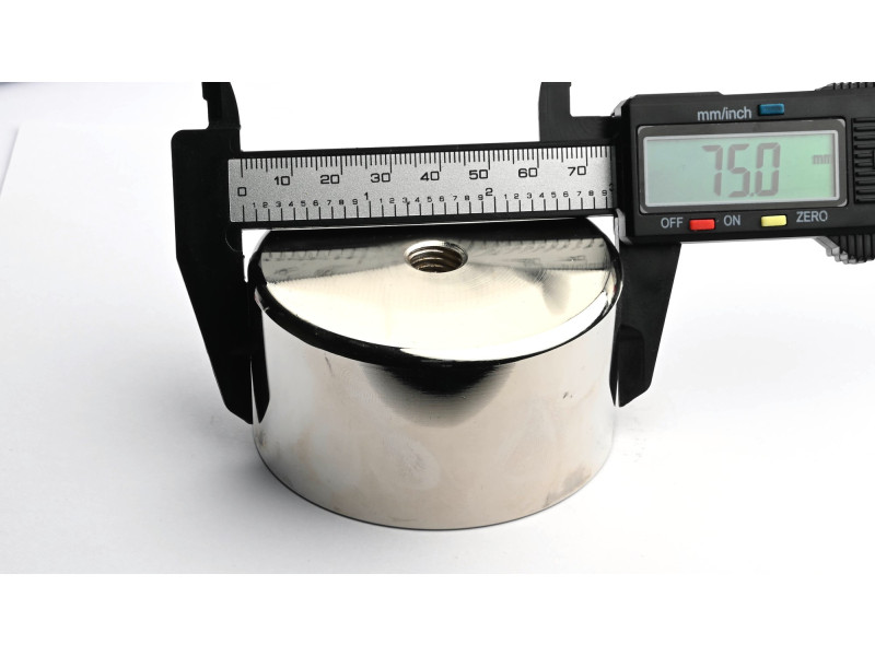 Magnetas, skersmuo 75 mm, vidinis sriegis M12, aukštis 40 mm, neodimio