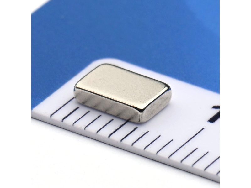 6 x 4 x 1,5 / N38 - Neodimov magnet (NdFeB)
