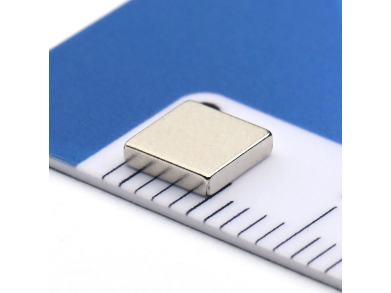 5 x 5 x 1,2 / N38 - Neodimov magnet (NdFeB)